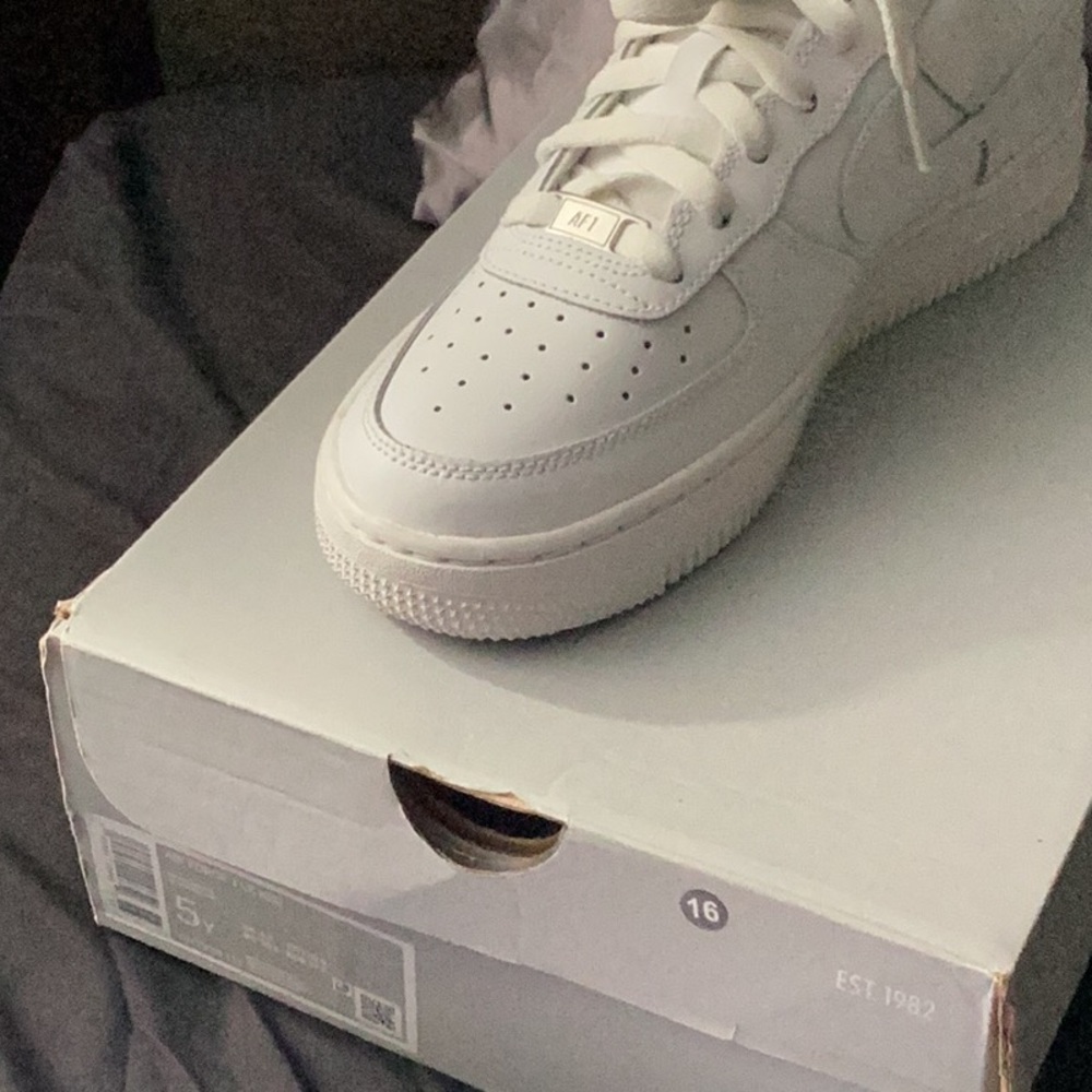 Nike Air Force 1